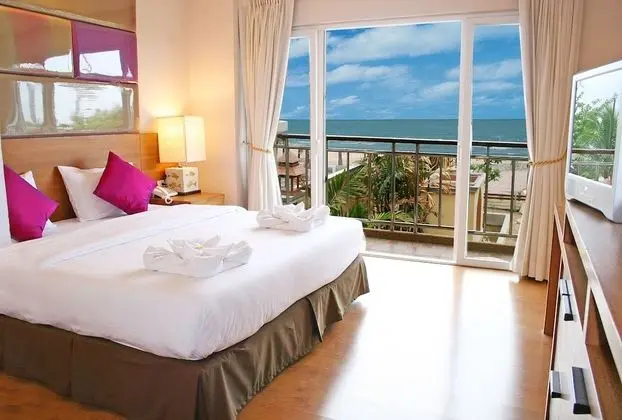 Presidential Suite - No Pets Allowed