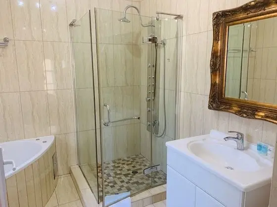 Deluxe Tek Büyük veya İki Ayrı Yataklı Oda, 1 Çift Kişilik Yatak