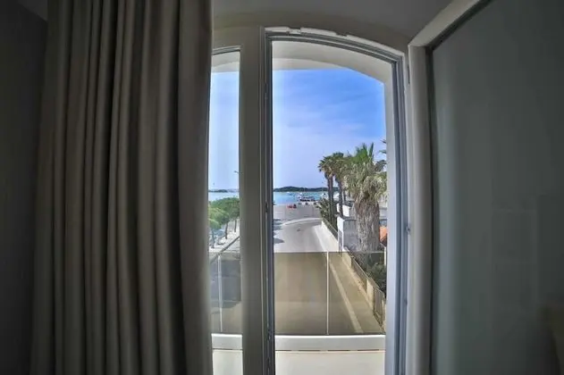 Tek Büyük Yataklı Oda, 1 Büyük (Queen) Boy Yatak, Deniz Manzaralı