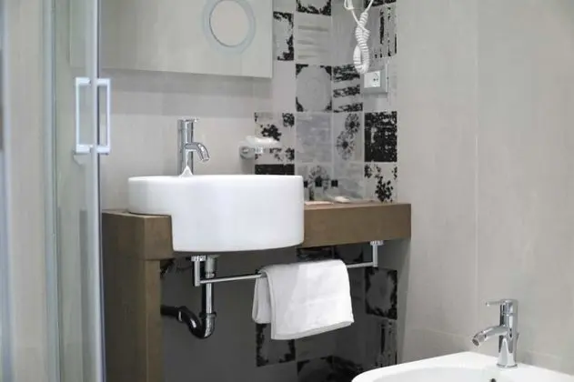 Tek Büyük Yataklı Oda, 1 Büyük (Queen) Boy Yatak, Deniz Manzaralı