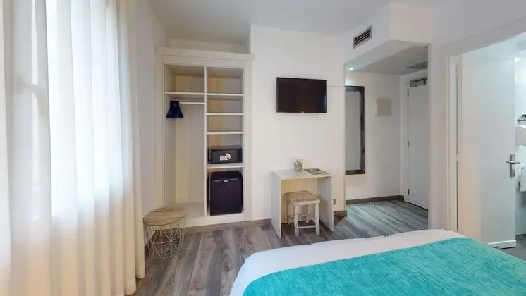 Tek Büyük Yataklı Oda