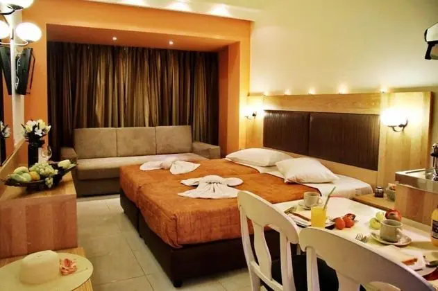 Deluxe Stüdyo (For 3)