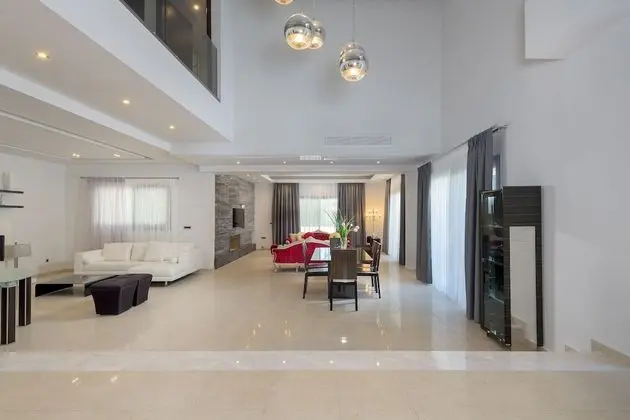 Exclusive Villa