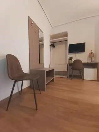 Tek Büyük Yataklı Oda, Balkon