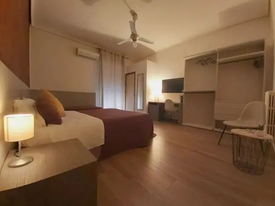 Üç Kişilik Oda, Balkon