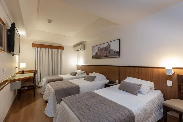 Deluxe Üç Kişilik Oda