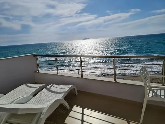 Panoramic Apart Daire, 1 Yatak Odası, Teras, Denize Bakan (Gardenia)