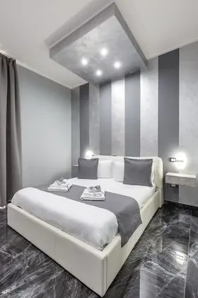 Classic Tek Büyük Yataklı Oda