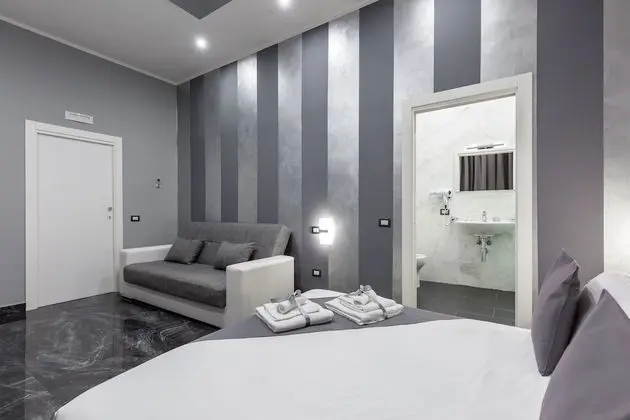 Classic Tek Büyük Yataklı Oda