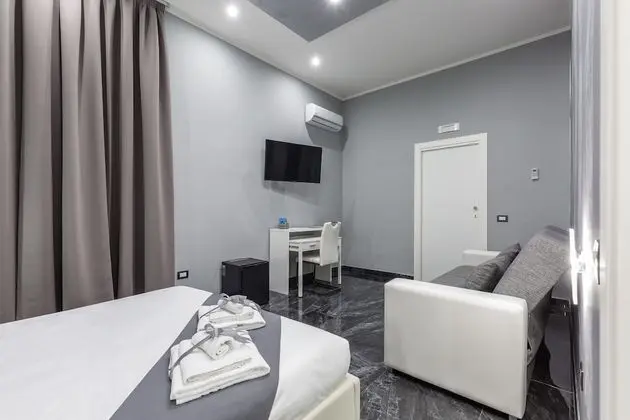 Classic Tek Büyük Yataklı Oda