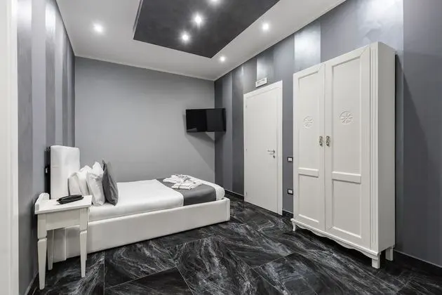 Classic Tek Büyük Yataklı Oda