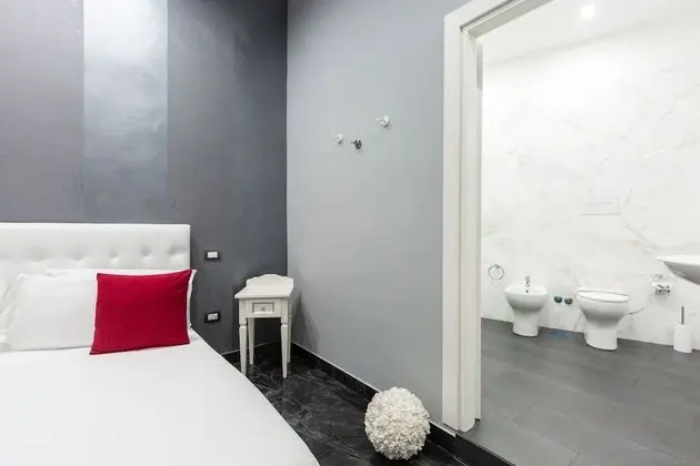 Classic Tek Büyük Yataklı Oda