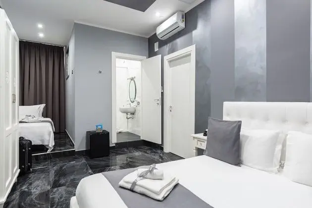 Classic Üç Kişilik Oda