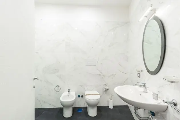 Classic Üç Kişilik Oda