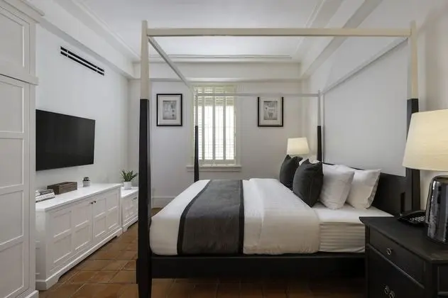 Grand Deluxe King Bed Room