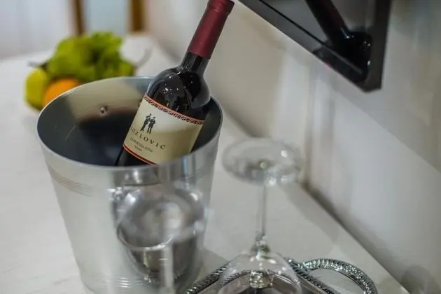 Classic Tek Büyük veya İki Ayrı Yataklı Oda