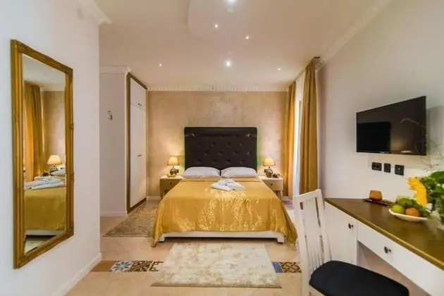 Deluxe Tek Büyük veya İki Ayrı Yataklı Oda