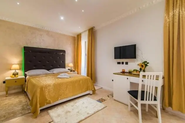 Deluxe Tek Büyük veya İki Ayrı Yataklı Oda