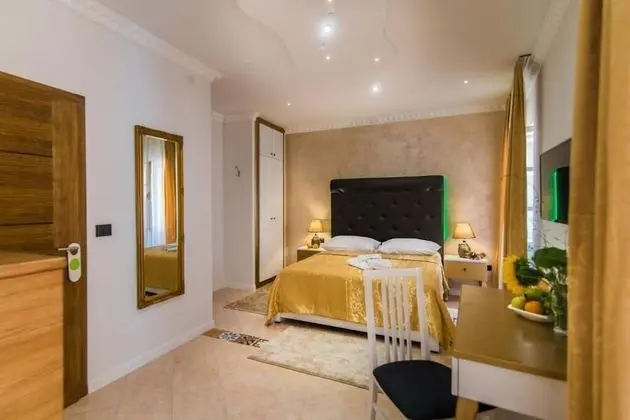 Deluxe Tek Büyük veya İki Ayrı Yataklı Oda