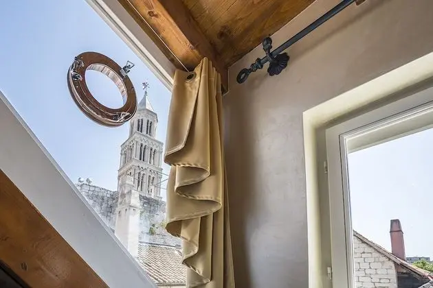 Superior Tek Büyük Yataklı Oda, Şehir Manzaralı