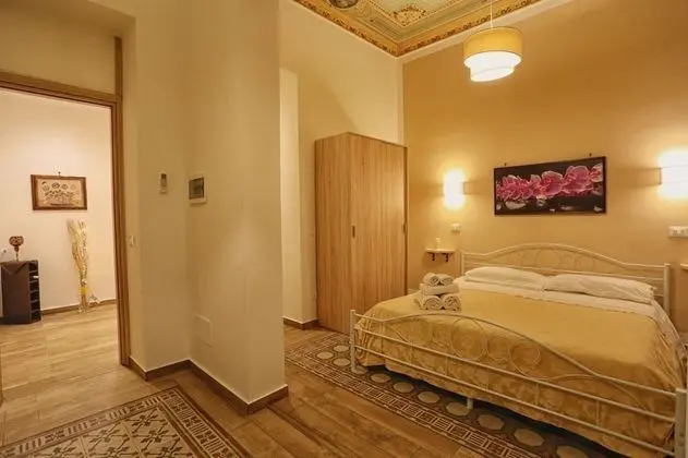 Camera Deluxe vista citta' Ballaro'