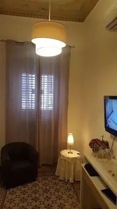 Camera Deluxe vista citta' Ballaro'