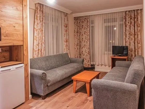Comfort Apart Daire, Küçük Mutfak, Dağ Manzaralı