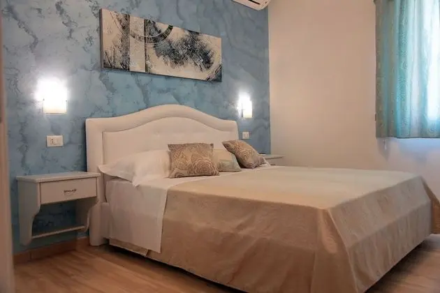 Deluxe Tek Büyük Yataklı Oda (Sapphire)