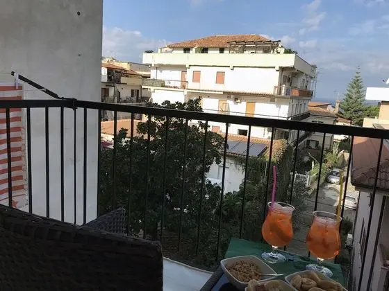 Deluxe Tek Büyük Yataklı Oda (Sapphire)