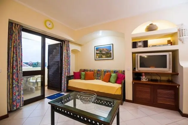 Apart Daire, 1 Yatak Odası, Balkon, Havuz Manzaralı