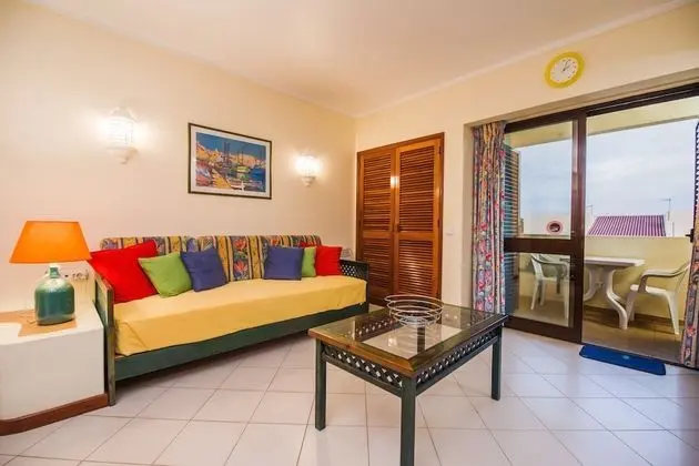 Apart Daire, 1 Yatak Odası, Balkon, Havuz Manzaralı