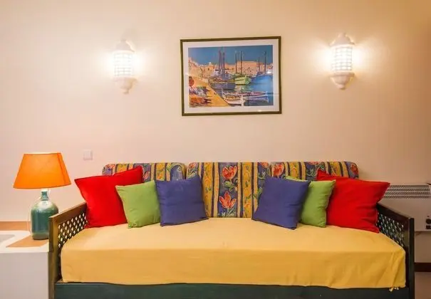 Apart Daire, 1 Yatak Odası, Balkon, Havuz Manzaralı