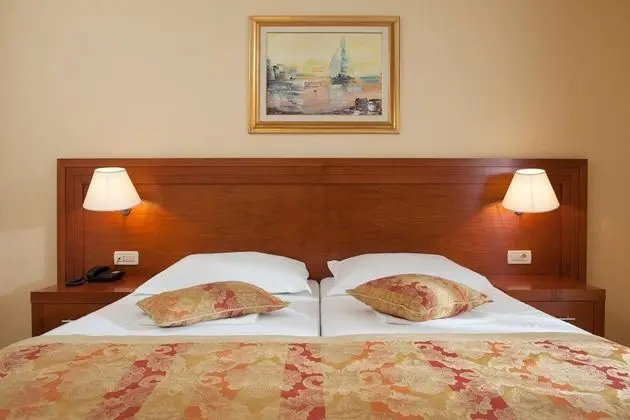 Tek Büyük Yataklı Oda, Balkon, Deniz Manzaralı