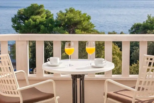 Tek Büyük Yataklı Oda, Balkon, Deniz Manzaralı