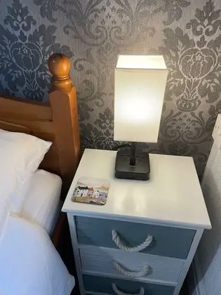 Standard Tek Büyük Yataklı Oda, Banyolu/Duşlu (2nd Floor)