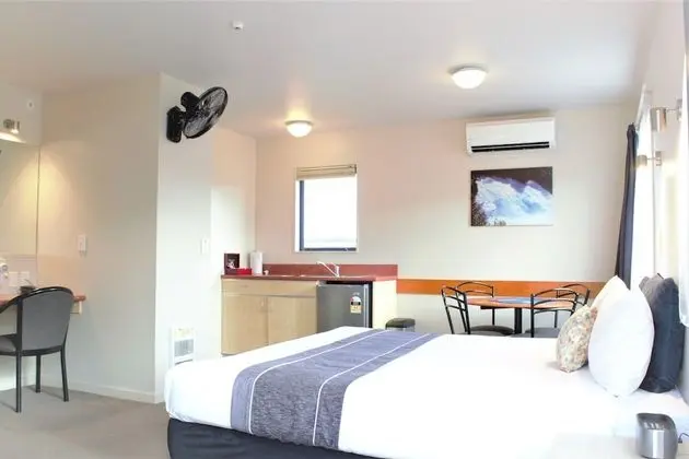 One Bedroom Unit
