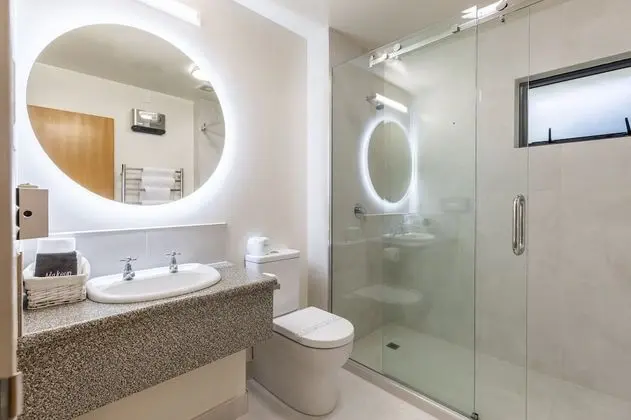 One Bedroom Unit