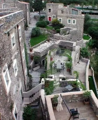 Ev, 1 Büyük (Queen) Boy Yatak ve Çekyat