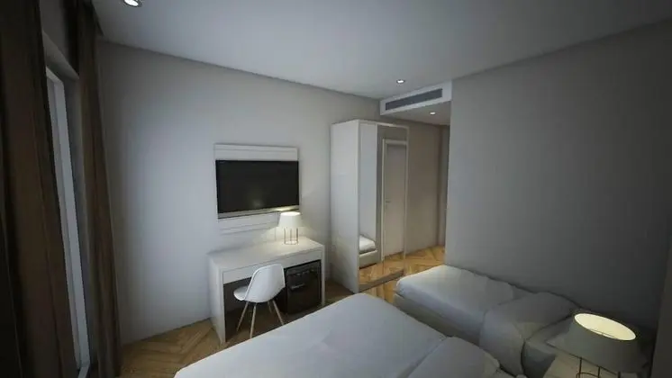 Üç Kişilik Oda, Balkon