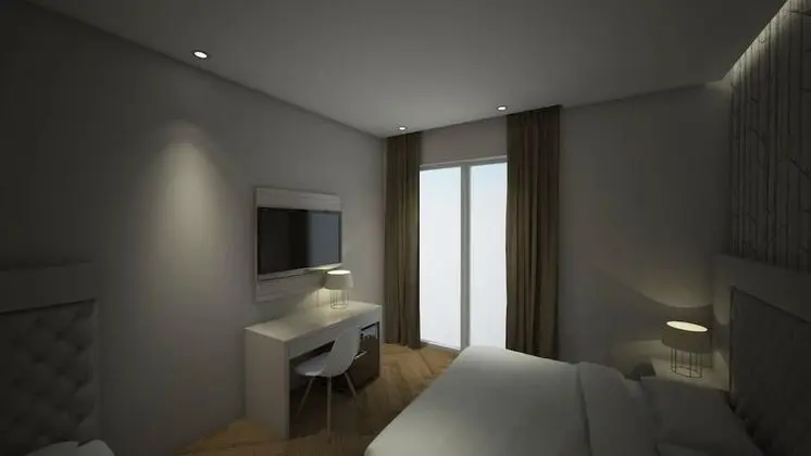 Üç Kişilik Oda, Balkon