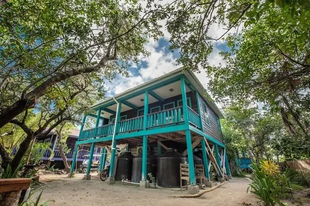 BARRACUDA HOUSE Cabin, 1 Bedroom, Resort View