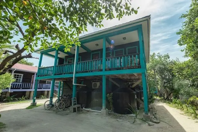 BARRACUDA HOUSE Cabin, 1 Bedroom, Resort View