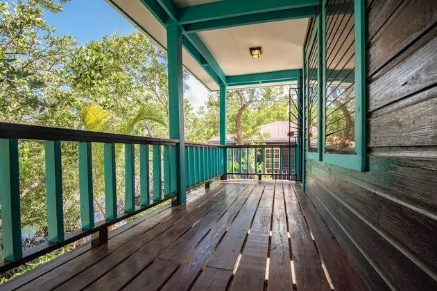 BARRACUDA HOUSE Cabin, 1 Bedroom, Resort View