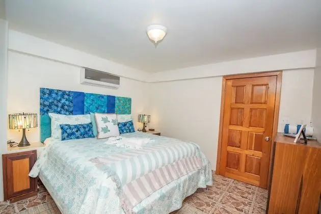 Sea Turtle, 1 Bedroom, Sea View, Poolside