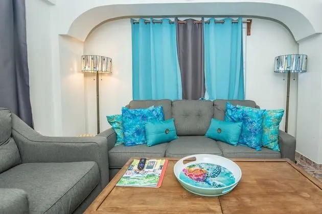 Sea Turtle, 1 Bedroom, Sea View, Poolside