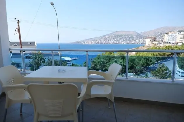 Family Room with Sea View