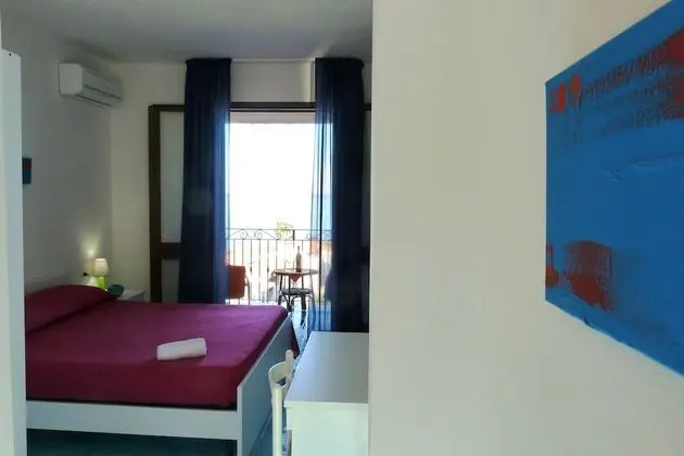 Tek Büyük Yataklı Oda, Balkon, Deniz Manzaralı
