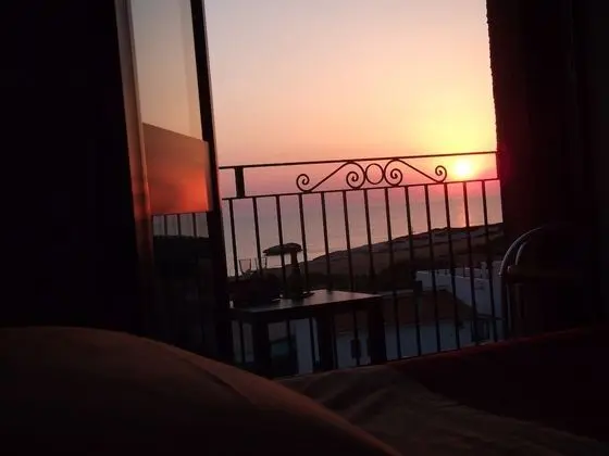Tek Büyük Yataklı Oda, Balkon, Deniz Manzaralı