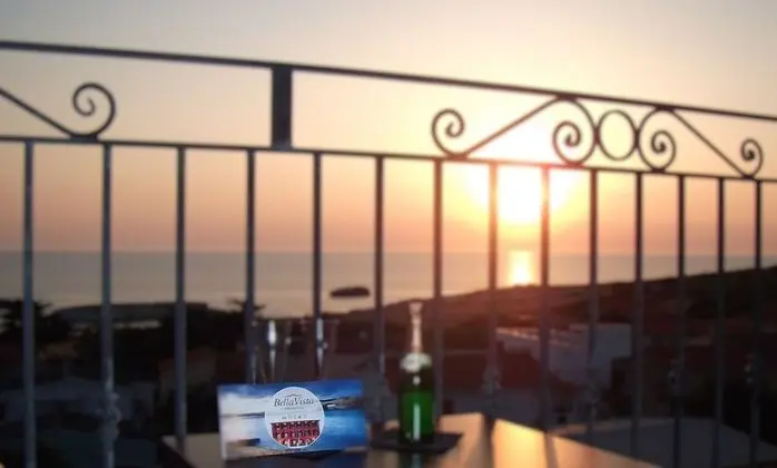 Üç Kişilik Oda, Balkon, Deniz Manzaralı