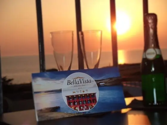 Üç Kişilik Oda, Balkon, Deniz Manzaralı